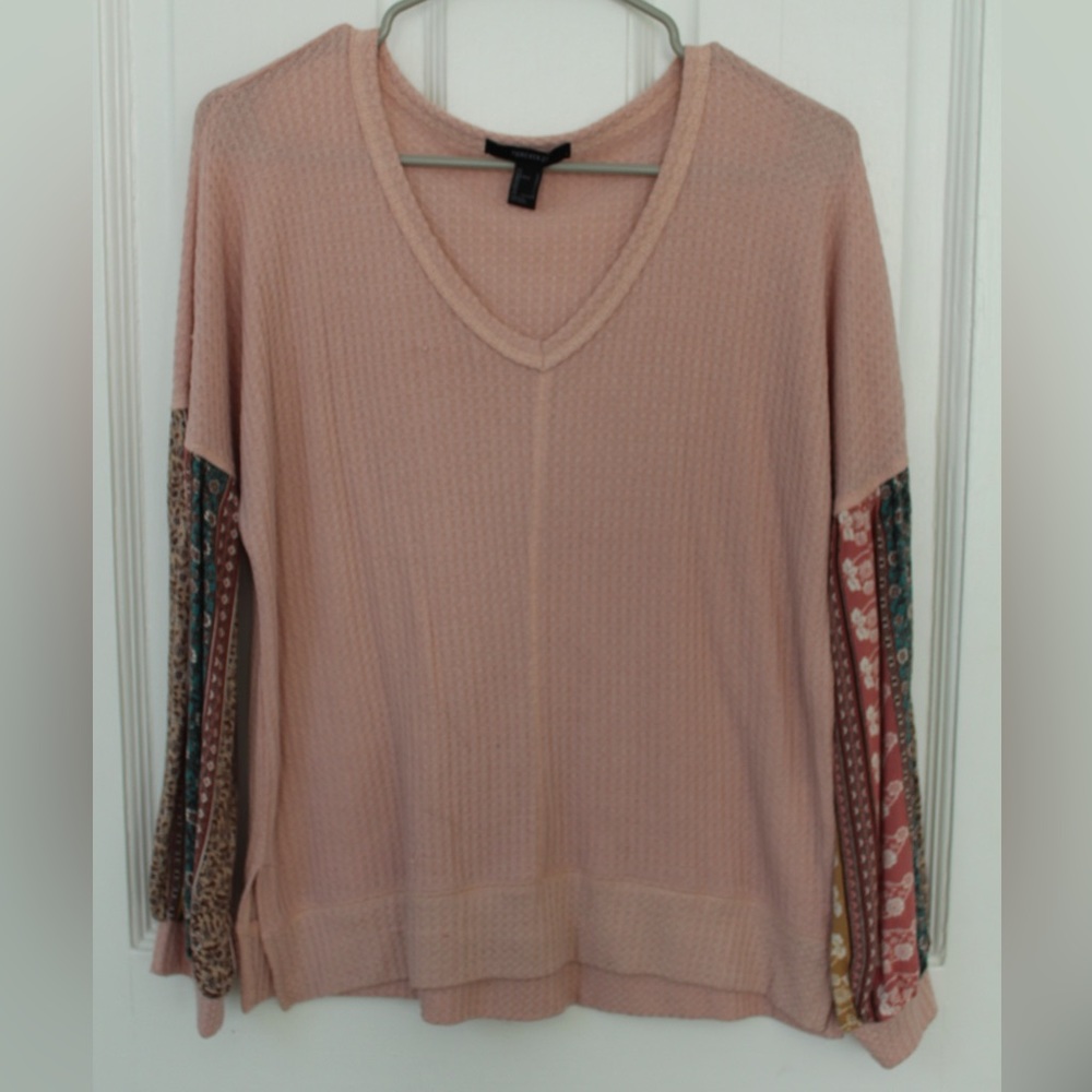 Forever 21 Printed Flowy Long Sleeve Size Large